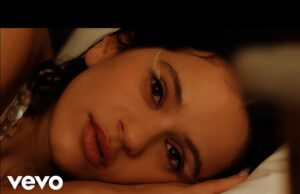 Bergara van Rosalia, feat. Björk en Yves Tumor