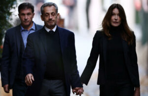 Rechtbank in Parijs behandelt Sarkozy’s verzoek om vrijlating uit de gevangenis in afwachting van hoger beroep