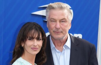 Hilaria Baldwin zegt dat zij en Alec naar een therapeut gaan vanwege het leeftijdsverschil