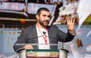 De Britse journalist Sami Hamdi wordt vrijgelaten nadat hij door ICE werd vastgehouden, zegt advocaat